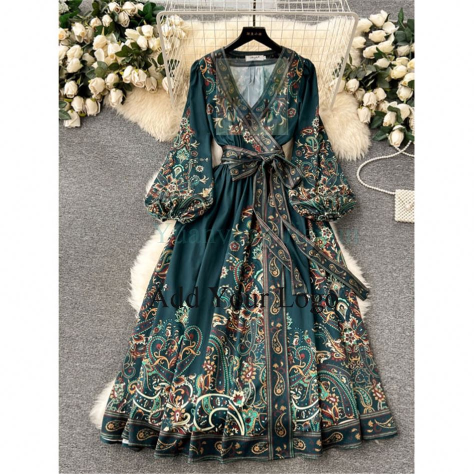 Shop Our Collection of Stylish Vintage Dresses for Women