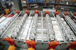 Máy làm gạch tráng men một lớp cấu hình cao với các thành phần cốt lõi động cơ mang bánh răng để sử dụng mái - Product Image 4