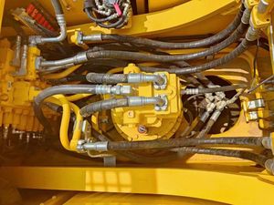 Excavadora sobre orugas Komatsu PC350 de baja hora, excavadoras de 35 toneladas | Máquina sobre orugas original japonesa para minería y movimientos de tierras - Product Image 5