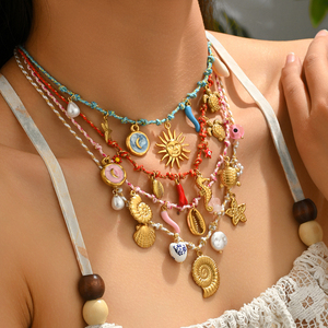 Collar Geométrico Chapado en Oro de Diseño Sencillo y Lujoso Estilo Bohemia, Serie Océano, Collares con Colgante para Mujer, Joyería al por Mayor - Product Image 1