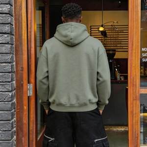 เสื้อฮู้ดดี้ทรงบ็อกซี่ผ้าเฟรนช์เทอร์รี่หนานุ่มแบบครอป ปักลายปะติดแบบคัสตอม ไซส์ใหญ่สำหรับผู้ชาย ขายส่ง - Product Image 2