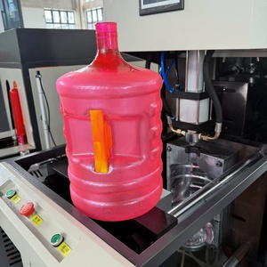 سعر ماكينة نفخ زجاجة الحيوانات الأليفة شبه الأوتوماتيكية 5 جالون/معدات مع محرك مكون رئيسي - Product Image 6