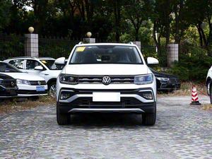 Bon <span class=keywords><strong>prix</strong></span> pour Volkswagen <span class=keywords><strong>T</strong></span>-<span class=keywords><strong>Cross</strong></span> 2023 1,5 L automatique Comfortline toit ouvrant panoramique petit SUV marchandises en stock voiture au port - Product Image 2