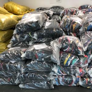 เสื้อผ้ามือสองผู้ชาย Tees ชุดเสื้อผ้ามือสองระดับพรีเมียม - Product Image 4