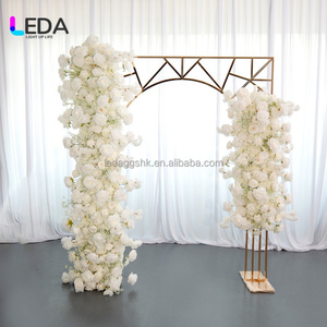 Arco de Metal Dorado Brillante Moderno LEDA para Bodas, Soporte de Fondo con Diseño Desmontable, Tamaño Personalizado para Decoración de Bodas y Eventos - Product Image 1