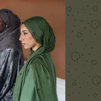 Hijab musulman personnalisé tendance 2025 - Satin modal respirant, imprimé ethnique, essentiel pour le Ramadan, châle pour femmes