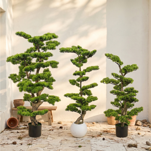 Bonsai Artificiale di Pino Personalizzato Resistente ai Raggi UV, Grande Pianta Finta di Podocarpus in Vaso per Decorazioni Commerciali, Hotel e Giardini - Product Image 1