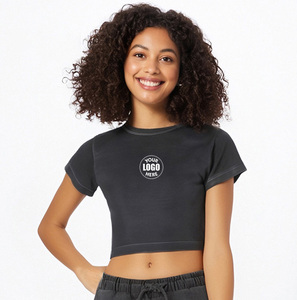 Vente en gros de t-shirts courts vintage pour femmes, 235 GSM, logo personnalisé, 93,2% coton, 6,8% élasthanne, t-shirts courts lavés pour femmes - Product Image 1