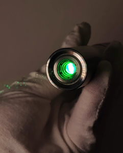 Lampe torche <span class=keywords><strong>laser</strong></span> verte professionnelle 1W 520nm [Puissance réelle vérifiée] 5 modes Acier inoxydable Étanche Adaptateur 3 broches Faisceau - Product Image 6