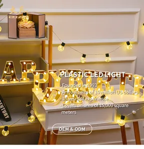 Segni elettronici decorativi personalizzati a batteria luci a led lampada alfabeto per camera tendone plastica lettera luce