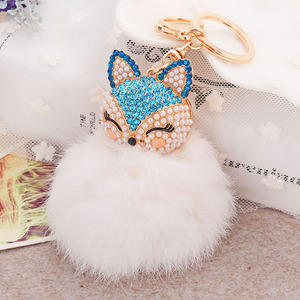 Porte-clés mignons en forme de mini renard pour femmes et filles, avec fourrure moelleuse, pompon et strass, pour clés de voiture et sacs - Product Image 2