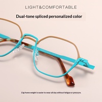 Monture de lunettes élégante et rétro, légère, en métal, avec design bicolore, qui flattera les visages fins et mettra en valeur une beauté unique.
