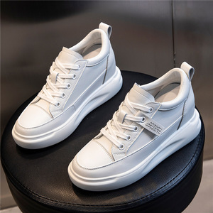 Chaussures décontractées pour <span class=keywords><strong>femme</strong></span> en cuir véritable, à fermeture avant par lanière, blanches, doublées polaire, semelle épaisse rehaussée de 7 cm, collection Printemps 2026 - Product Image 5