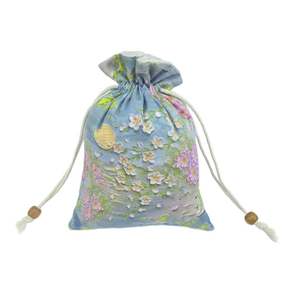 Bolsas de Algodón Reciclables Coloridas con Bordado Personalizado y Recubrimiento Acuoso para Empaque de Regalos y Dulces - Product Image 6