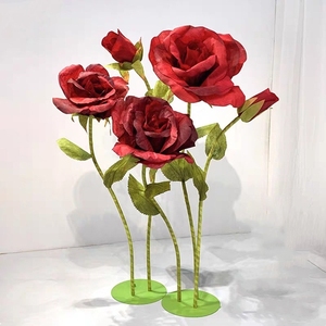 Grandes fleurs de rose en papier, accessoires de mariage, fleurs artificielles en papier crépon, décoration de fleurs de rose - Product Image 4