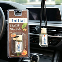 Vente en gros de diffuseurs de parfum pour voiture à suspendre, flacon en verre de 10 ml avec bouchon en bois, parfum portable longue durée, haute qualité, produit très vendu