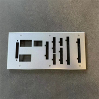 Fabrication de tôles d'aluminium, pièces sur mesure, soudage, estampage