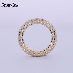 แหวนเพชรแล็บ Starsgem รุ่น Eternity น้ำหนัก 1.5-1.8 กะรัต ทองคำแท้ 10K ความบริสุทธิ์ 41.7% ทรงกลมเจียระไนแบบ Brilliant Cut ขนาด 2.7 มม. ดีไซน์คลาสสิกสำหรับทั้งชายและหญิง สวยงามทันสมัย - Product Image 3