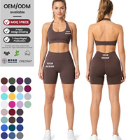 Ensemble de sport 2 pièces sans couture pour femme : Soutien-gorge de sport à col halter et short cycliste taille haute, effet push-up, anti-transparence lors des squats, personnalisable avec logo