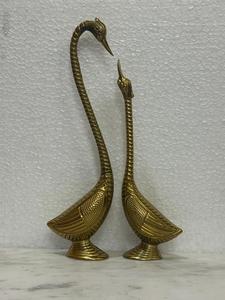 Figurine décorative moderne en métal miniature pour table, artisanat pour la décoration intérieure de la maison et du bureau, cadeau d'anniversaire - Product Image 3