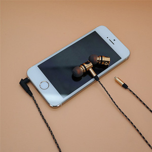 Audio <b>Cable</b> 3.5 Mm Male To Female With Inline Mic For Headphones Tpe Wire Nickel Plating Detachable Design - Product Image 3