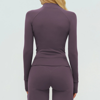 Vente en gros usine : Vestes de course et d'entraînement athlétiques pour femmes, entièrement zippées, avec poches zippées et passe-pouces, haut de yoga