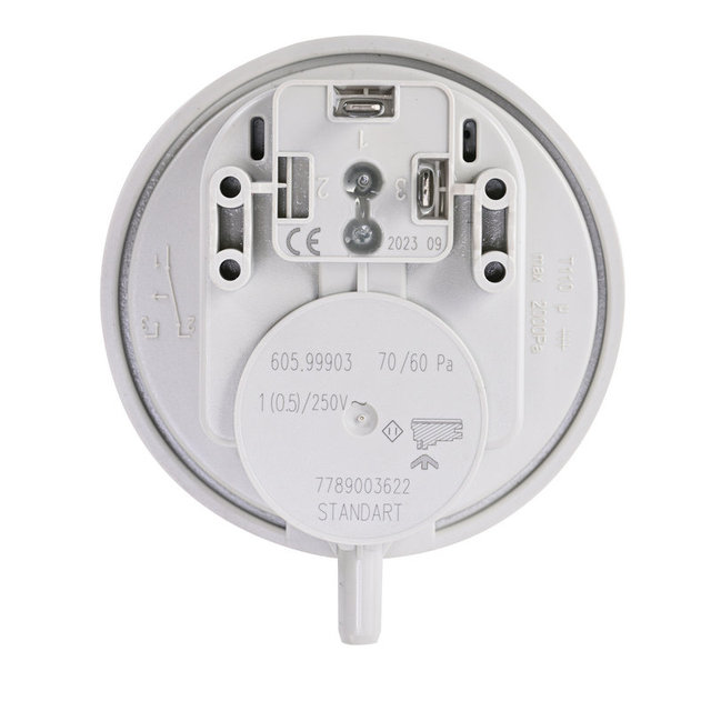 Trade Wind Pressure Switch 70/60pa Gas Water Heater Spare Parts with Max. 5V Voltage