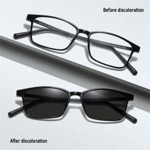 Gafas de Sol Cuadradas Metálicas al por Mayor, Gafas de Computadora con Protección Anti Luz Azul y Fotocromáticas para Hombre y Mujer - Product Image 5