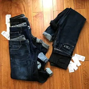 Gzy jeans fabricante de stock na china 100% algodão boa textura 2018 homens jereswear