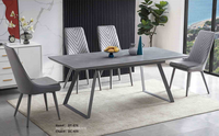 Table à manger extensible moderne avec plateau en marbre durable et pieds en acier inoxydable à hauteur réglable pour une salle de bain au style luxe léger