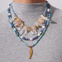 Collar de Verano con Cuentas de Piedra Natural Azul, Cristal Blanco Rectangular, Perla de Agua Dulce y Dije de Pez Dorado en Acero Inoxidable