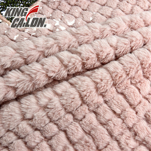 <span class=keywords><strong>Kingcason</strong></span> Nhà Máy Bán Buôn 100% Polyester Jacquard Thỏ Lông Vải Fluffy Thoải Mái 200gsm Giường Lót Chăn Cho Nhà - Product Image 3