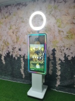 Photomaton avec écran tactile de 32 pouces, miroir magique, logiciel gratuit, coque de photomaton DIY pour toutes les célébrations