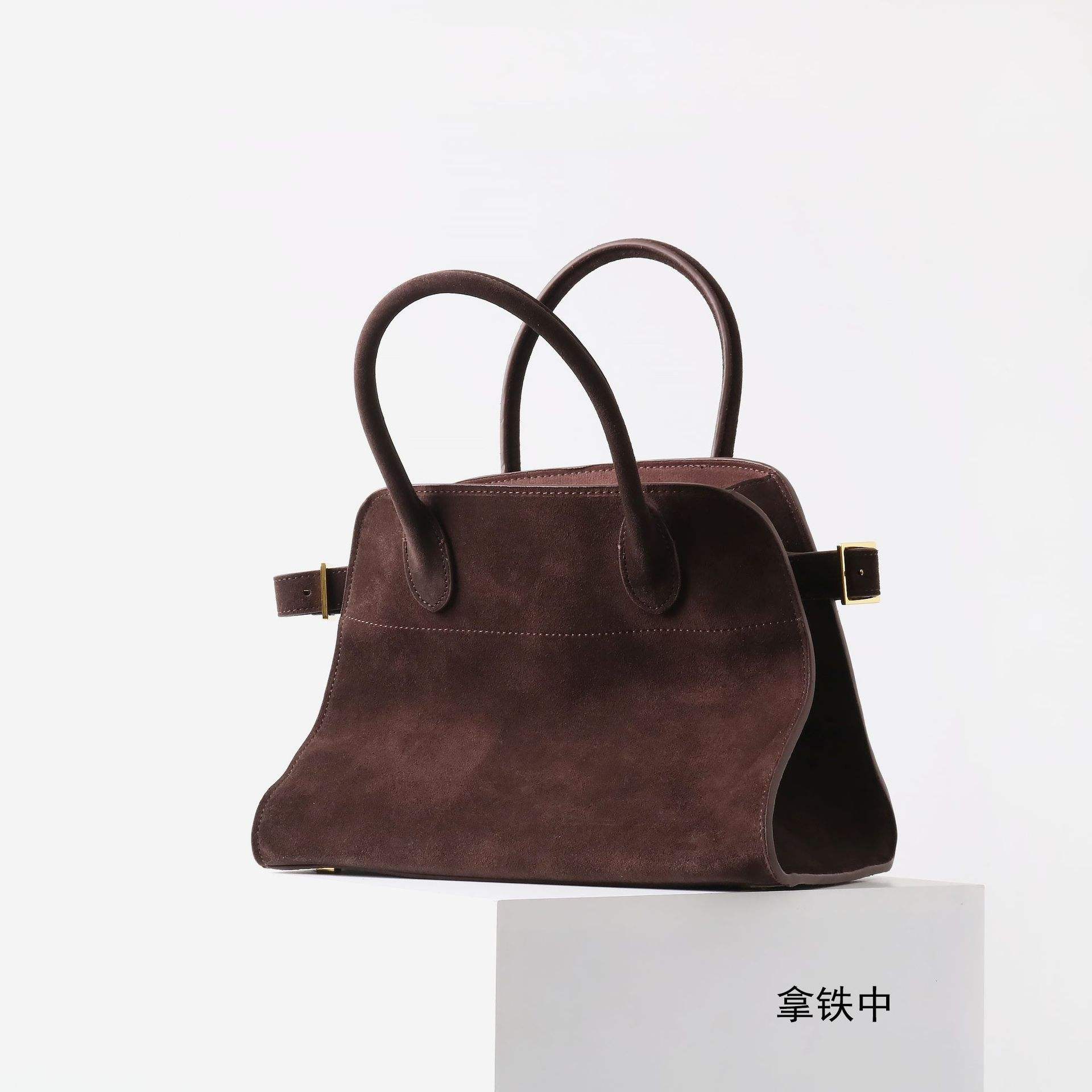 Matte Latte (Gold Button)