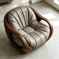 Ensemble de canapés en cuir avec cadre en bois massif courbé, fauteuil lounge au design organique, canapé moderne de luxe pour salon