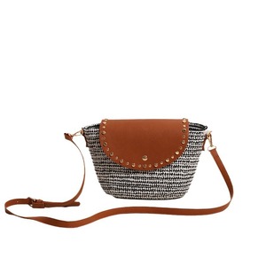 Thời trang của phụ nữ Crossbody Vai Túi PU và dệt rơm chắp vá thiết kế đa năng Flap phong cách cho kỳ nghỉ bãi biển sử dụng - Product Image 5