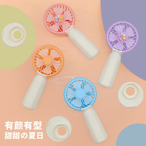พัดลมมือถือขนาดเล็กแบบพกพา ชาร์จผ่าน USB สำหรับนักเรียน พร้อมสายคล้องคอ ใช้งานได้โดยไม่ต้องใช้มือ ระบายความร้อนในฤดูร้อน เหมาะเป็นของขวัญ - Product Image 1