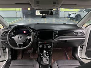 Utilisé pour les voitures <span class=keywords><strong>T</strong></span>-<span class=keywords><strong>ROC</strong></span> 2022 280 TSI automatiques à conduite à gauche 2WD Elite PLUS pour l'exportation - Product Image 5