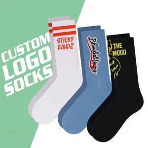 Design Baumwolle Crew Stripe Letter Socke Custom Logo Männer Casual Socken Custom Made Own Logo Herren Socken