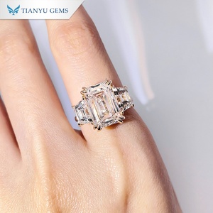 Tianyu Gems Custom Emerald Cut and Trapezoid Lab Diamond Ring 14K Yellow Gold Prong Setting Classic Fine <b>Jewelry</b> - Product Image 3