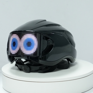 Casque de moto/vélo intelligent avec écran LED, affichage de texte, GIF, animation, clignotants et feux de freinage - Product Image 1