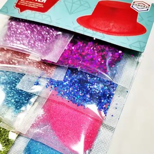Paillettes épaisses de couleurs mélangées biodégradables pour le maquillage du corps et des cheveux et les décorations de Noël Nail Art - Product Image 4