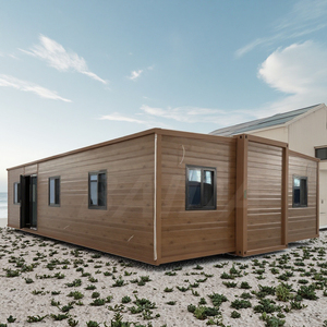 Bungalow en bois préfabriqué extensible de 40 pieds <span class=keywords><strong>Chalet</strong></span> en bois à cadre en acier Panneau sandwich utilisé pour la maison de bureau Abri de voiture parfait - Product Image 1