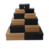 Grande boîte cadeau rectangulaire en papier kraft avec couvercle et base noirs, estampage exquis pour emballage d'anniversaire