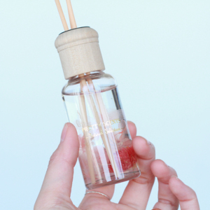 50Ml Bảo Quản Hoa Sậy Khuếch Tán + 200 Gam Tinh Thể Đá Khuếch Tán + 10Ml Dầu Thơm Trong PVC Bộ Quà Tặng - Product Image 4