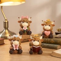 Figurine en résine de vache des Highlands mignonne, mini sculpture d'animal de dessin animé avec accessoires pour cadeau et décoration
