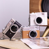 Caméras miniatures de décoration de la maison avec sangles et lampes de poche accessoires Photo bricolage semblant jouer maison de poupée accessoires porte-clés