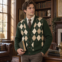 Cardigan en tricot Argyle pour homme, col en V, boutonné, style vintage preppy, manches longues avec poches, logo personnalisé, OEM ODM, vente en gros
