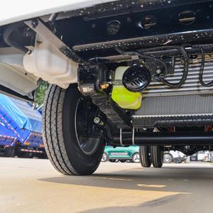 Camion Leggero Diesel Foton Usato 2-5 Tonnellate, Emissioni Euro 2, 150-250 CV, Trazione 4X2, Furgone per Logistica - Product Image 2