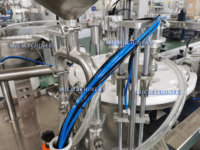 Machine automatique de remplissage et de bouchage de flacons roll-on cosmétiques pour déodorant corporel